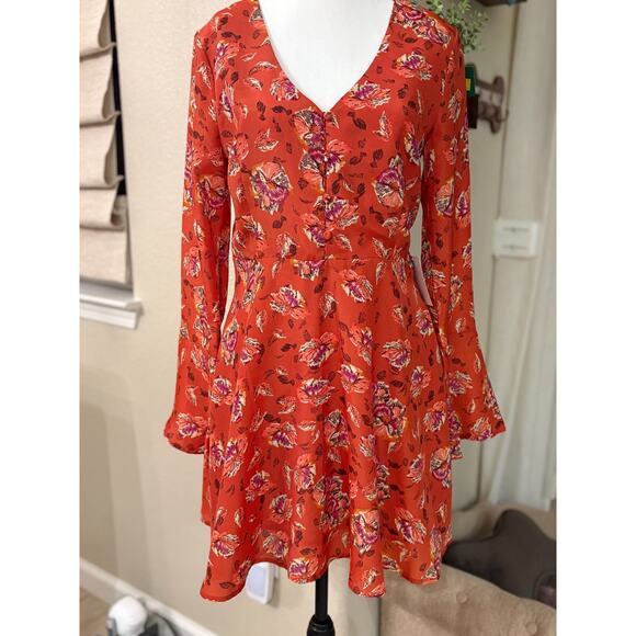J.O.A. Los Angeles Long Sleeve V Neck Orange Floral Dress Small NEW MSRP$139 - Picture 6 of 6